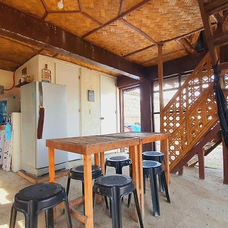 Calatagan'S Bahay Kubo - With Beach Access Buitenkant foto